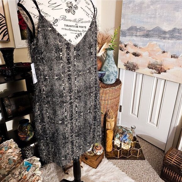 New Guess Fuzzy Goldie Sexy A- Line Slip Dress. - Picture 3 of 15